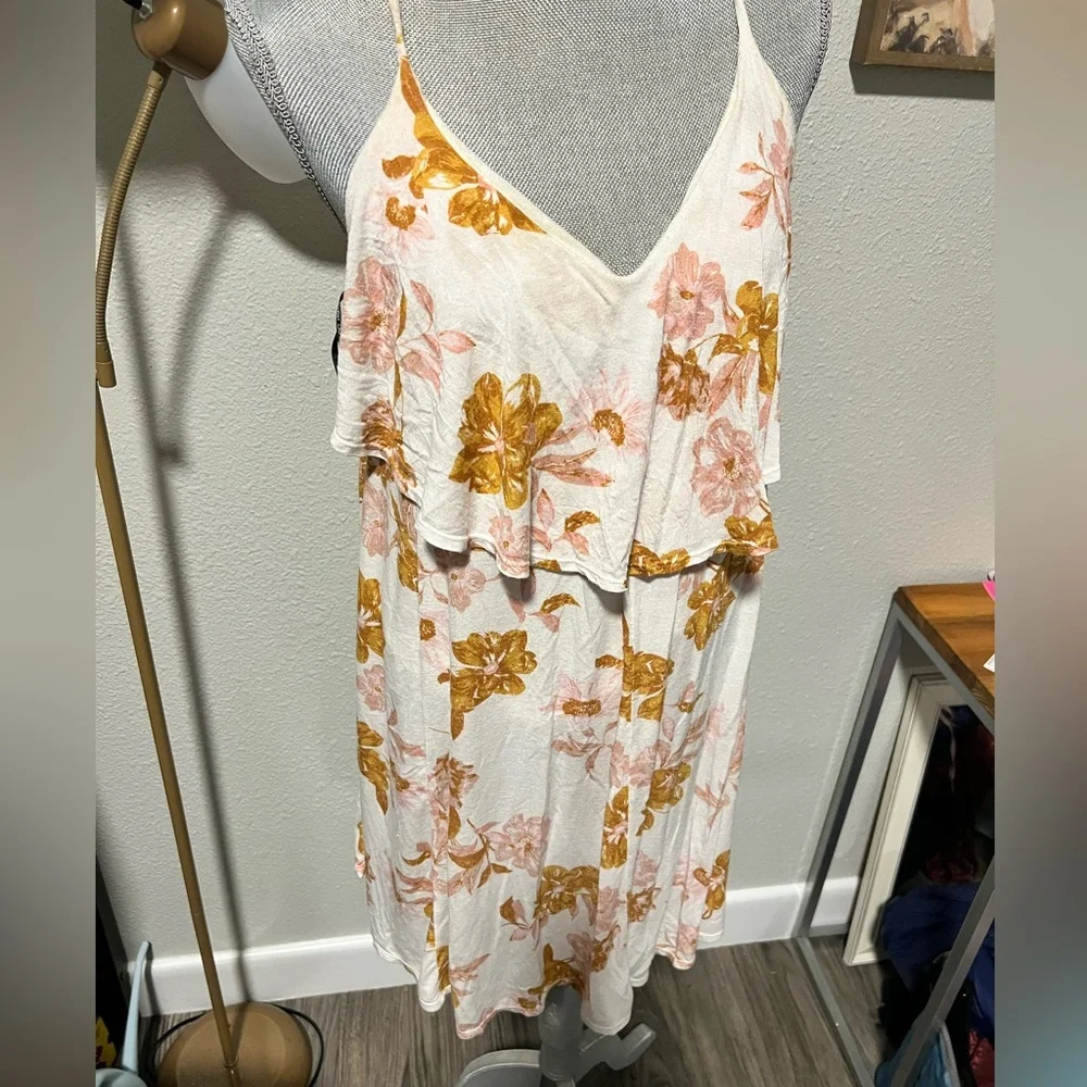 Volcom Mini Dress - Picture 3 of 8